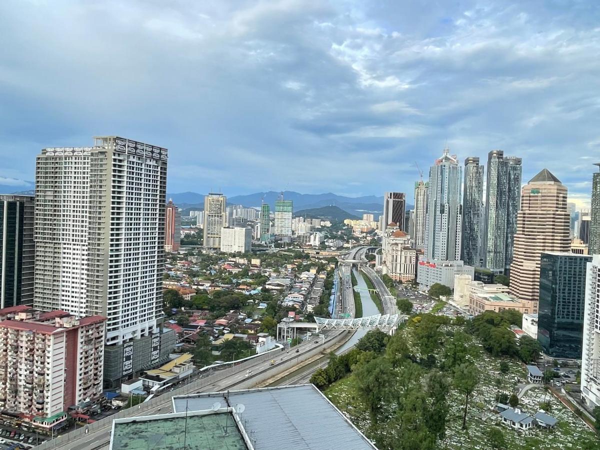 Kuala Lumpur Cherry Suites At Mercu Summer Suites Klcc Exterior photo